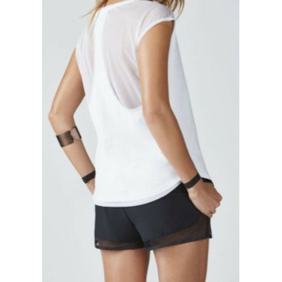 Fabletics Women's Activewear White Vanessa Mesh Back Athletic Top Size Medium - Picture 4 of 13